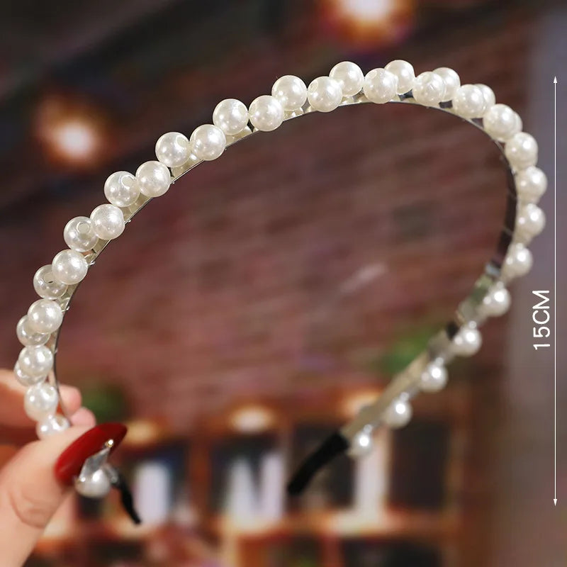 Elegant Pearl Hair Band