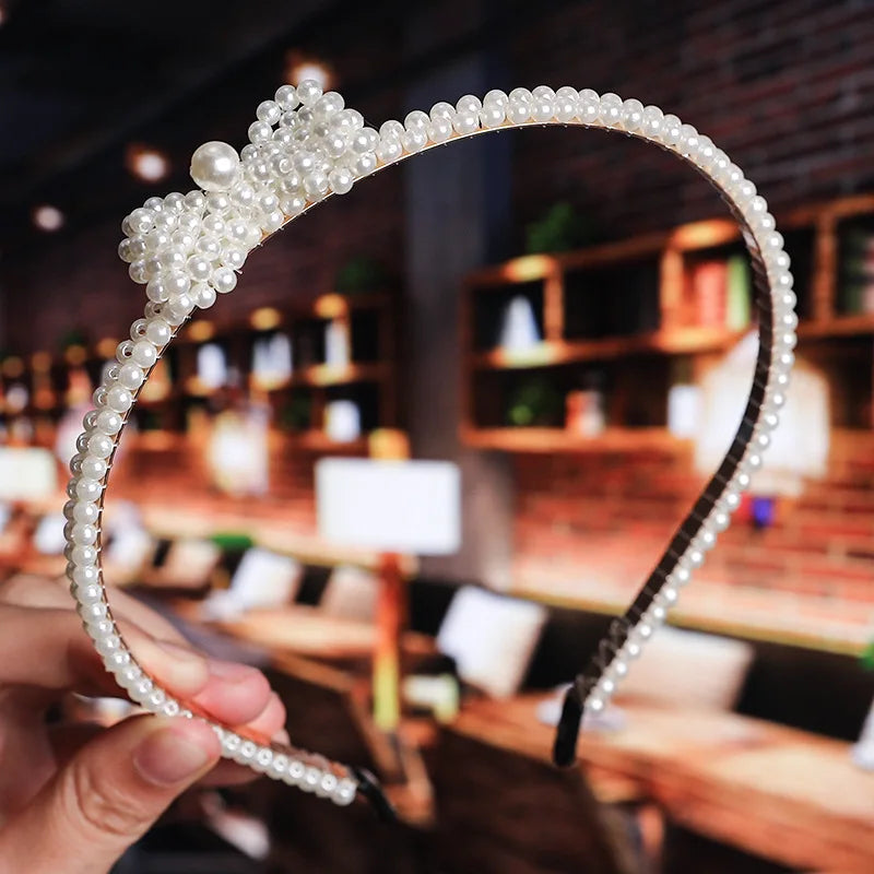 Elegant Pearl Hair Band