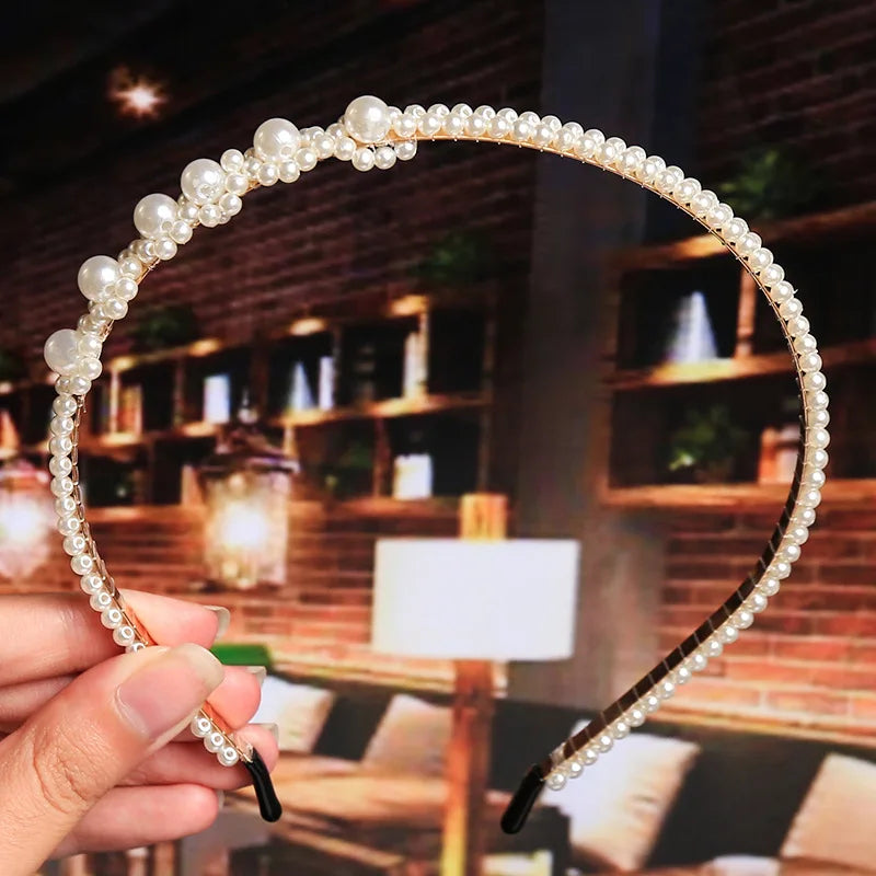 Elegant Pearl Hair Band