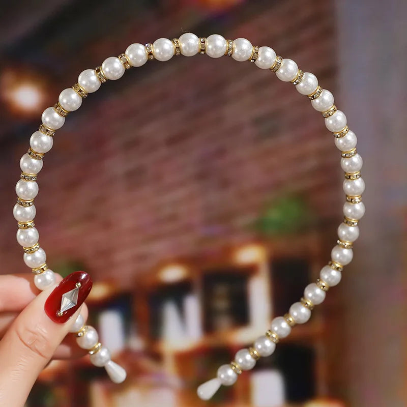 Elegant Pearl Hair Band