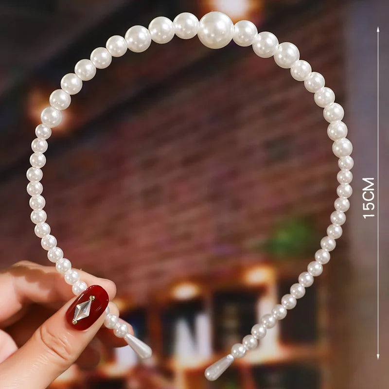 Elegant Pearl Hair Band