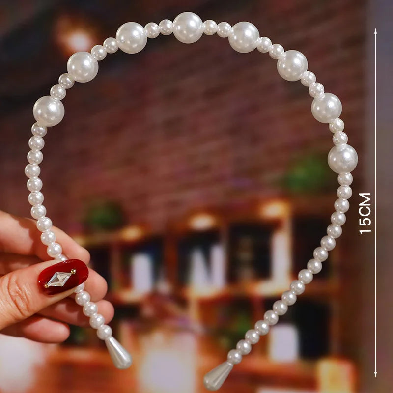 Elegant Pearl Hair Band